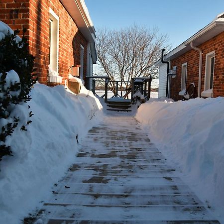 Dewar'S Inn And Cottages Prescott ภายนอก รูปภาพ