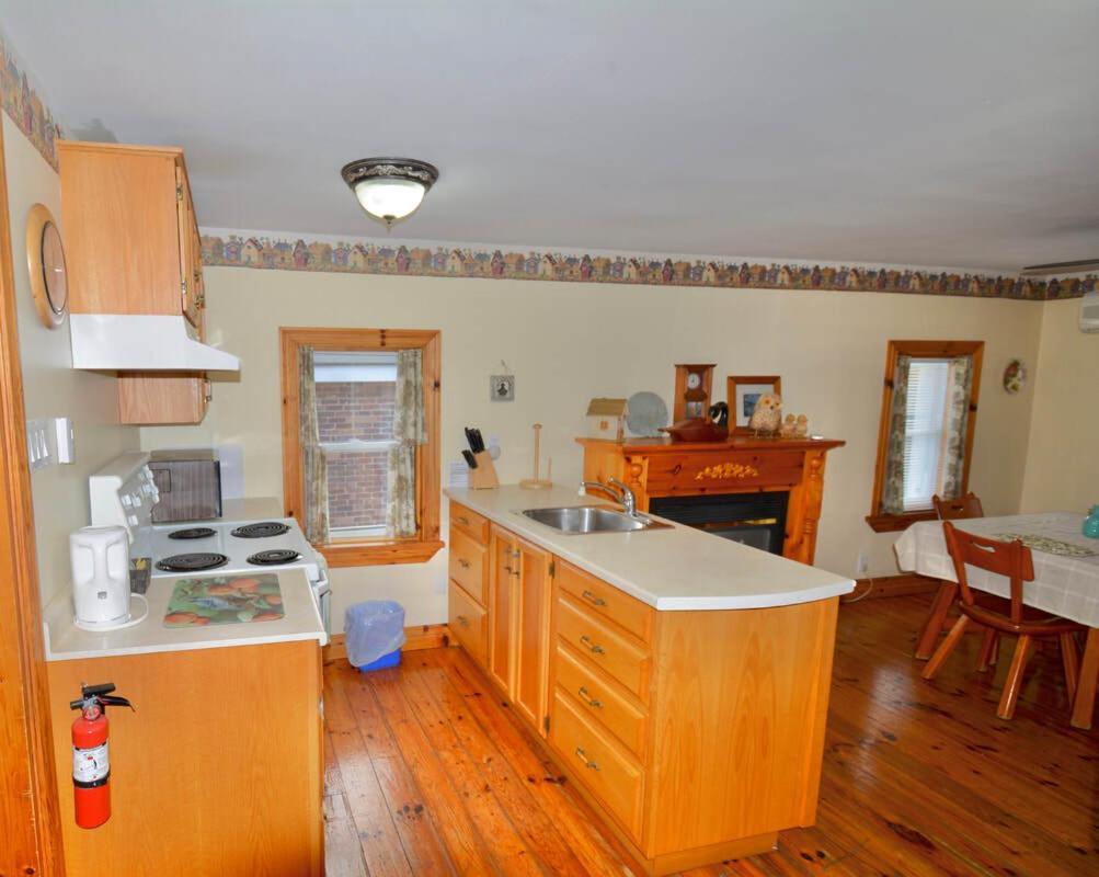 Dewar'S Inn And Cottages Prescott ภายนอก รูปภาพ