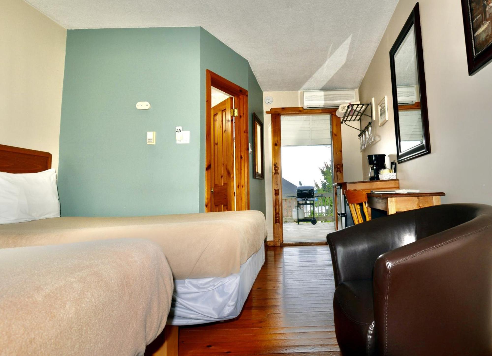 Dewar'S Inn And Cottages Prescott ภายนอก รูปภาพ