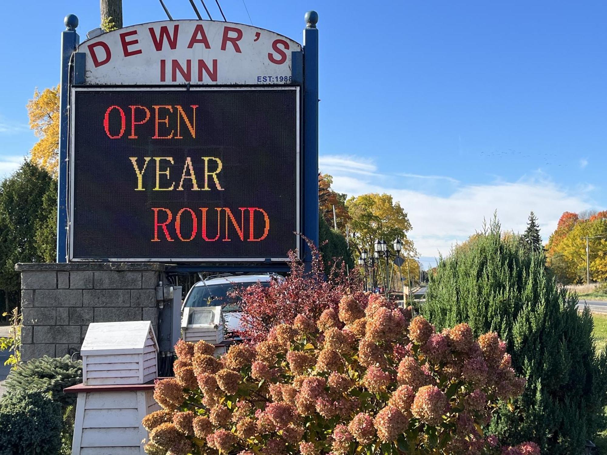 Dewar'S Inn And Cottages Prescott ภายนอก รูปภาพ